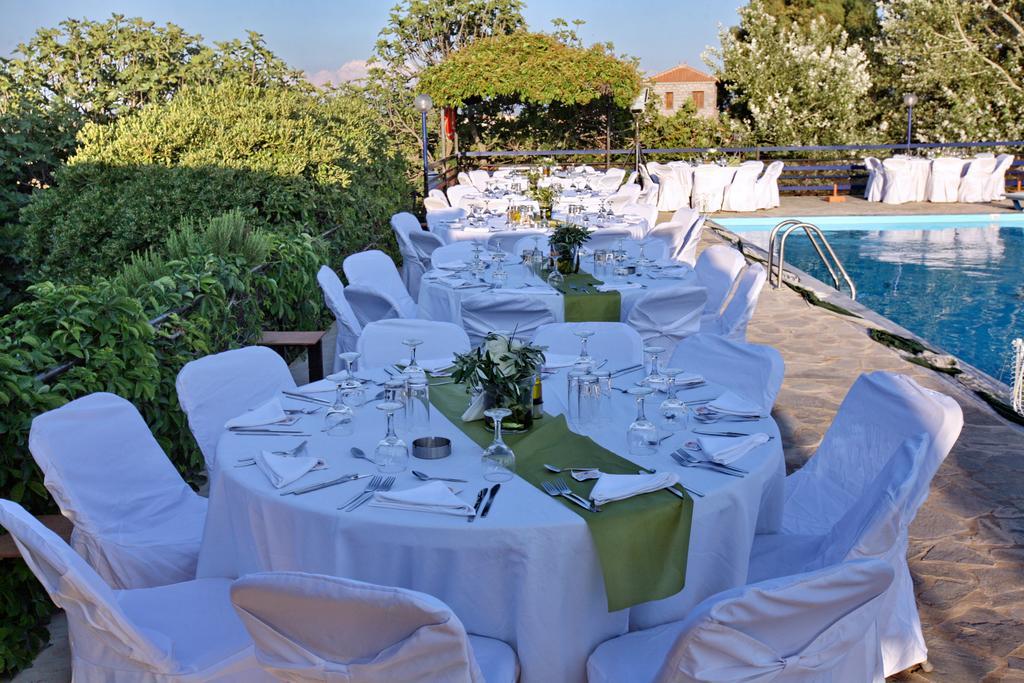 Hotel Pela Skala Kallonis Exteriér fotografie