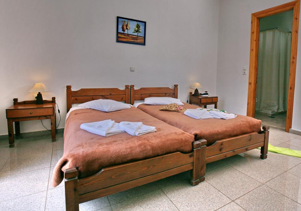 Hotel Pela Skala Kallonis Exteriér fotografie