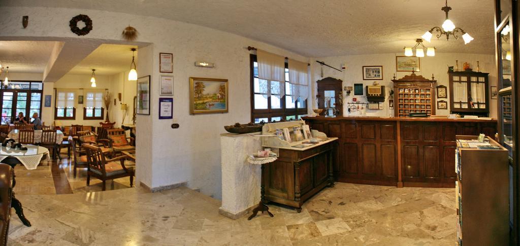 Hotel Pela Skala Kallonis Exteriér fotografie