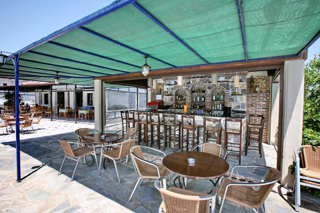 Hotel Pela Skala Kallonis Exteriér fotografie