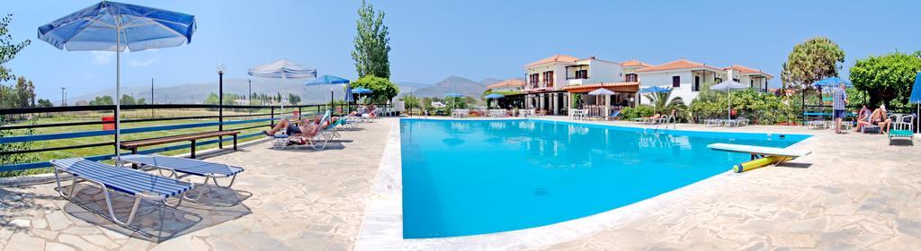 Hotel Pela Skala Kallonis Exteriér fotografie