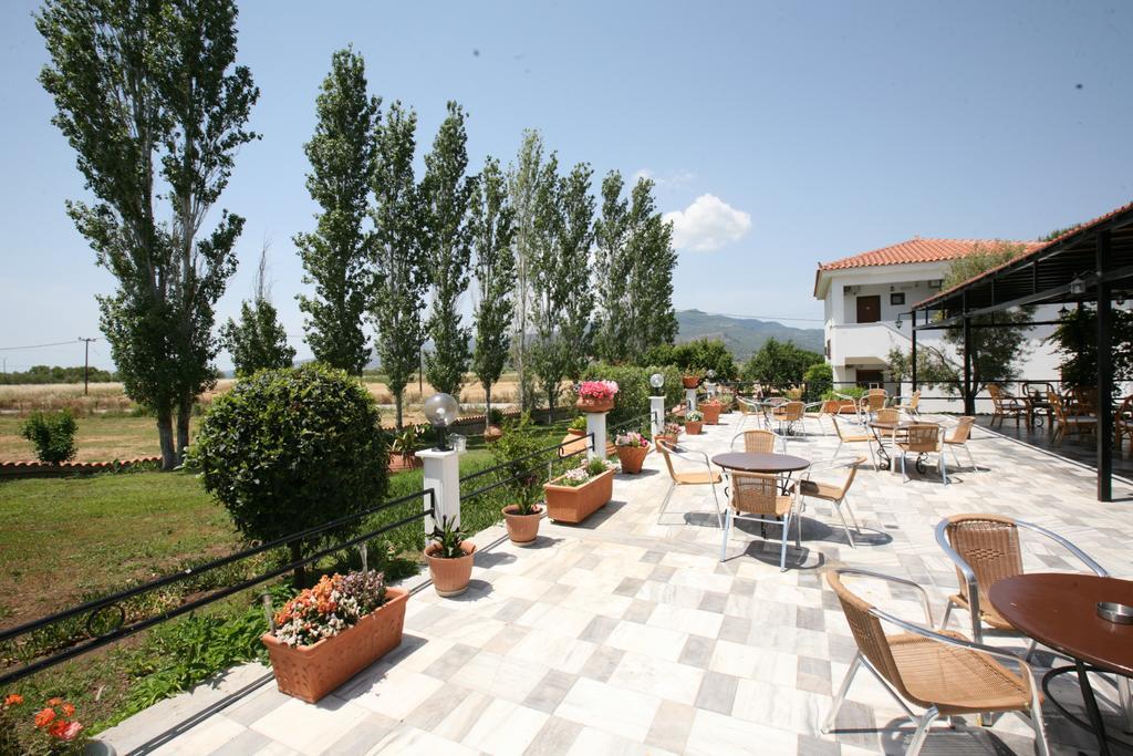 Hotel Pela Skala Kallonis Exteriér fotografie